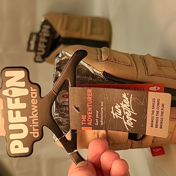 Puffin drinkwear beverage koozie can cooler. NWT - Picture 3 of 3